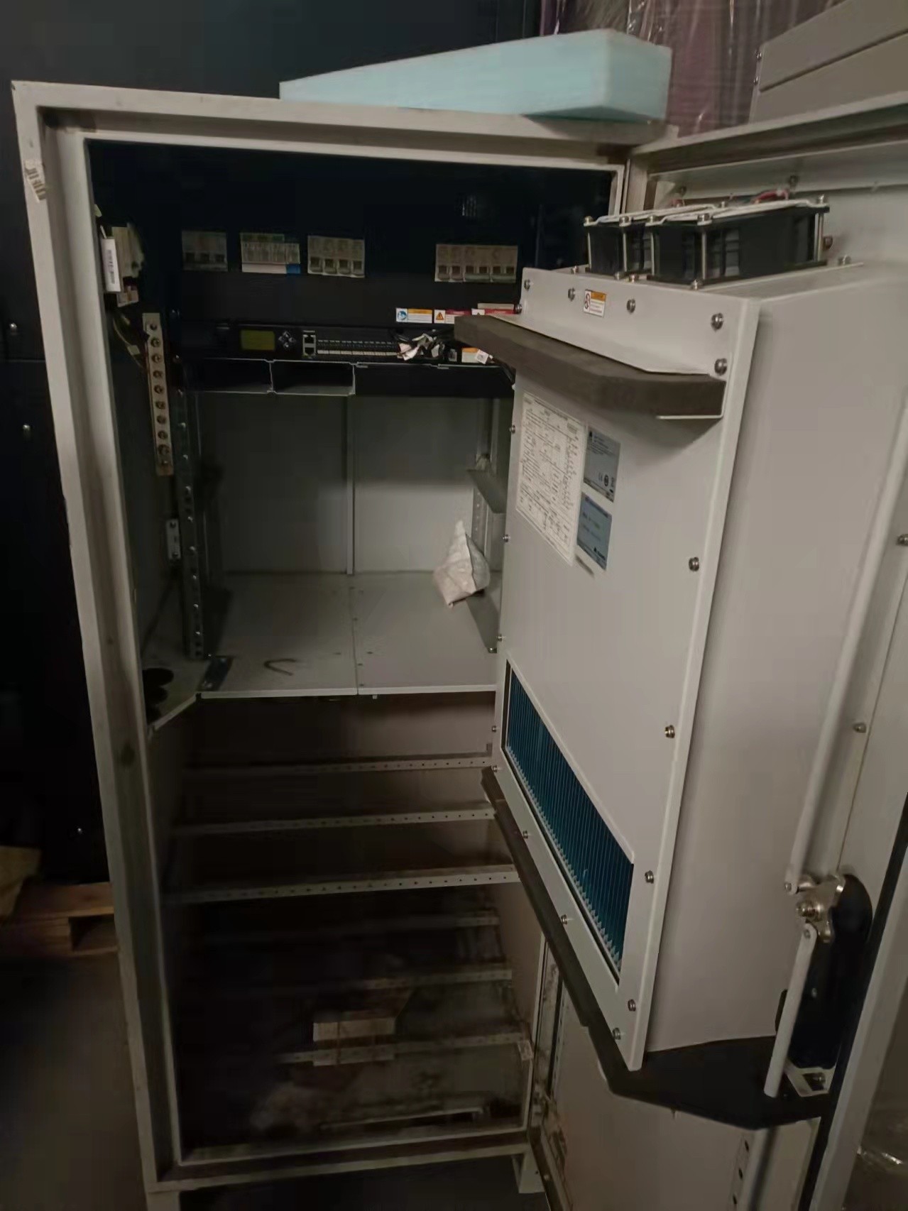 TP48200-HD15-1.jpg